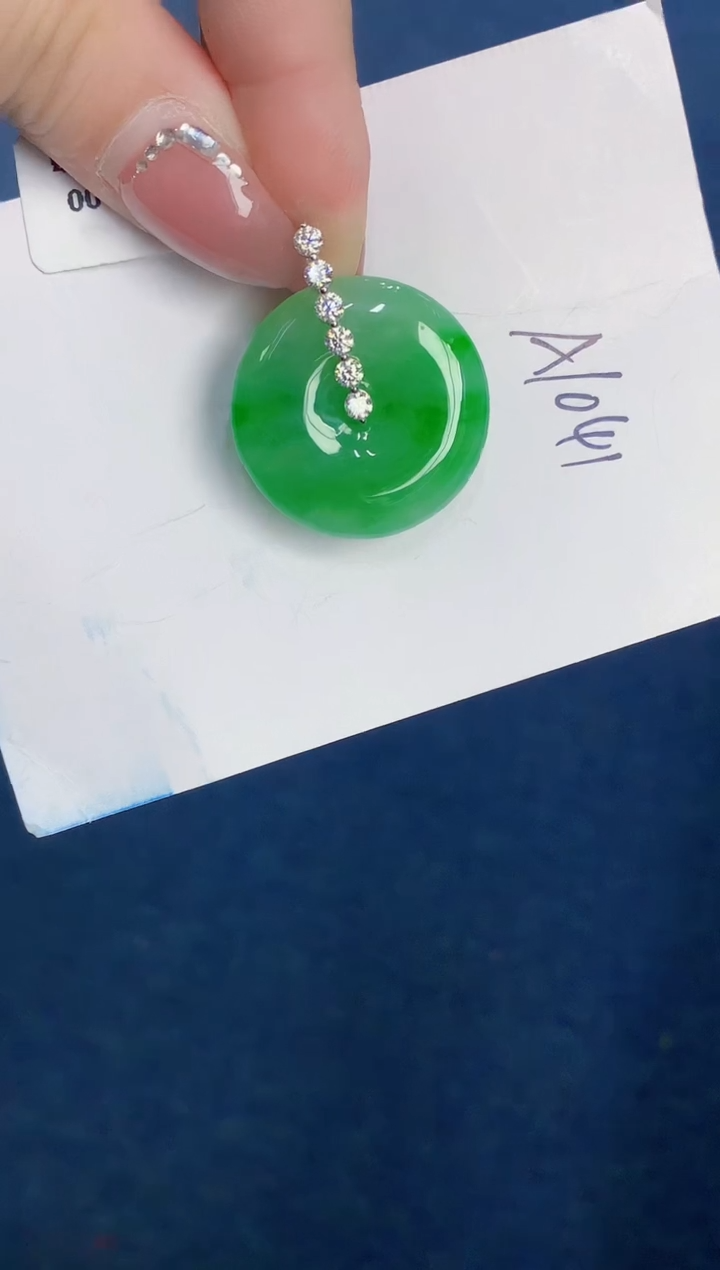 【闪购商品】翡翠颈饰18K金镶嵌000000000