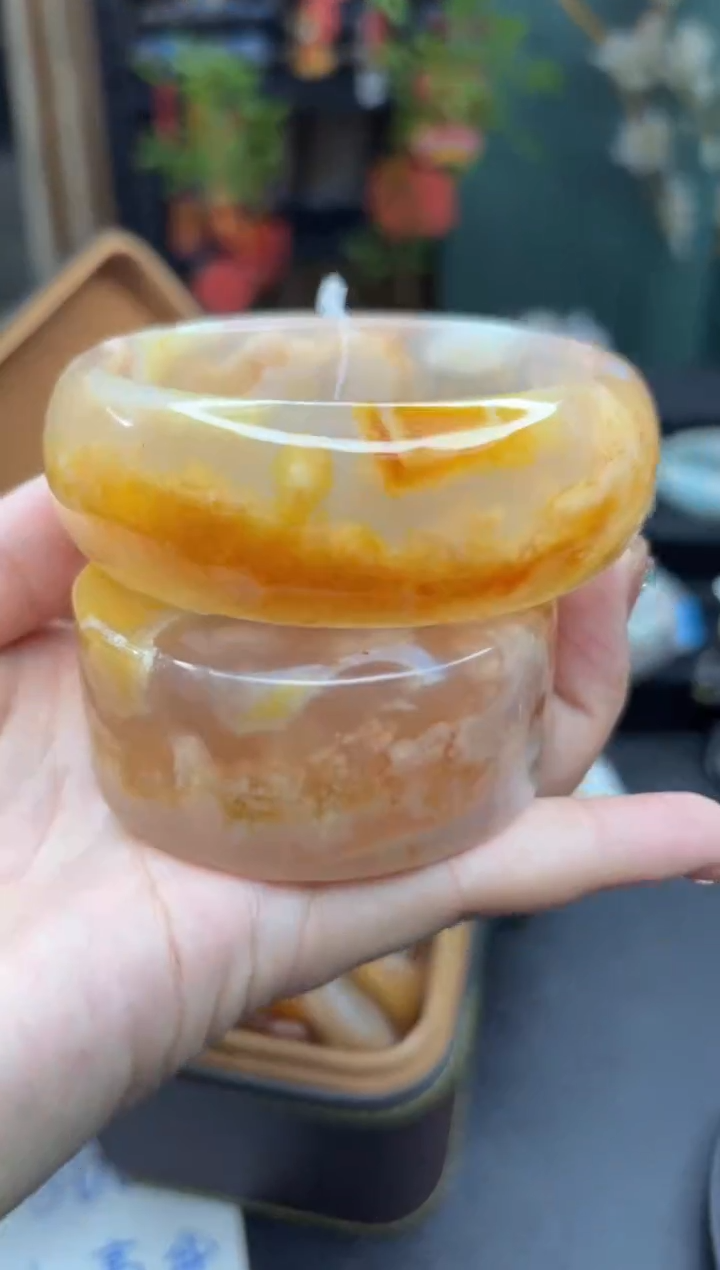 【闪购商品】石英质玉手镯未镶嵌581（64圈赠送镯心）