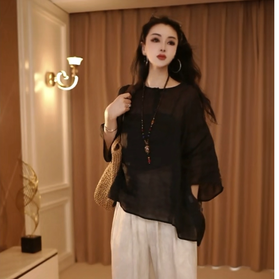 2025新款静版黑色苎麻女上衣宽松气质洋气百搭圆领大码苎麻小衫