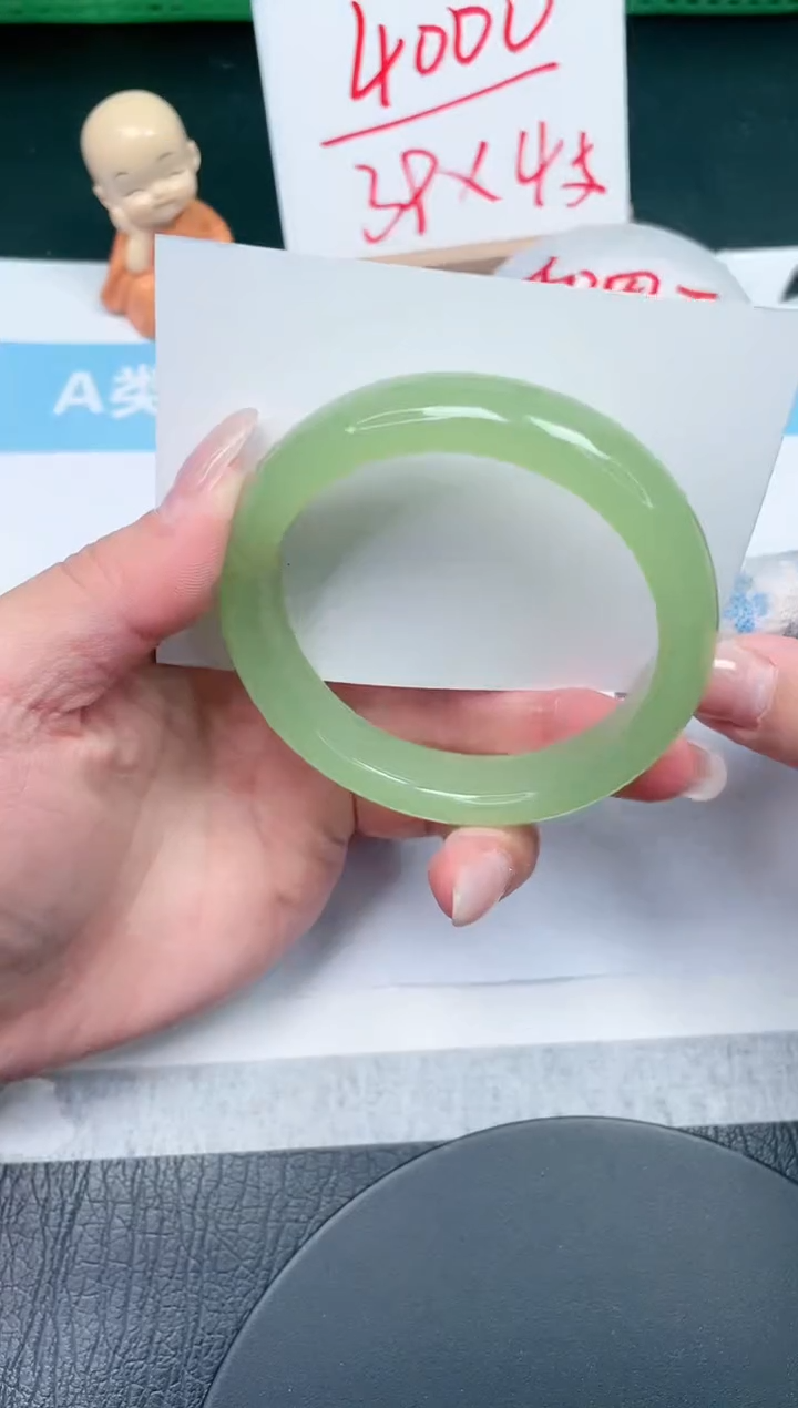 【闪购商品】石英质玉手镯未镶嵌78-56