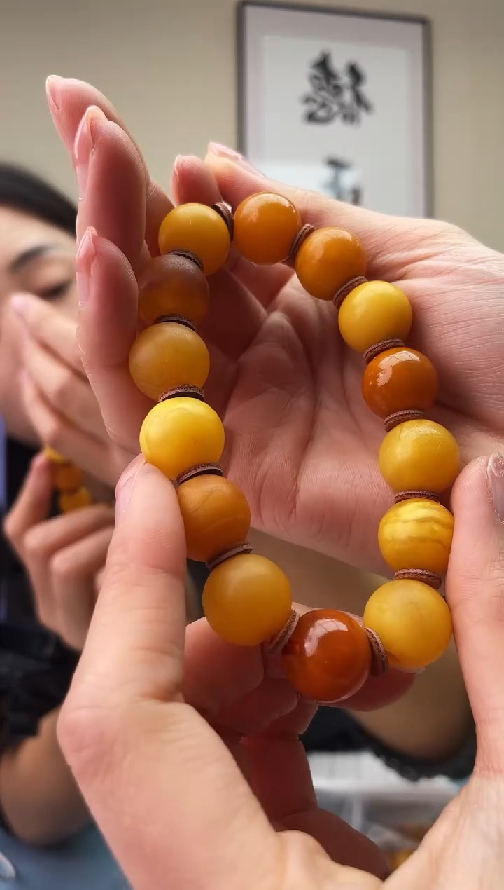 琥珀未镶嵌珠宝奇石T0微瑕假一罚十，多样性发一件