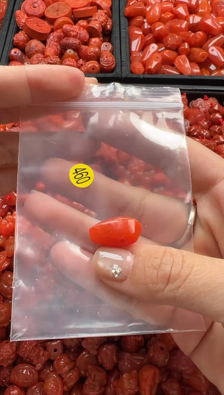 【闪购商品】南红玛瑙颈饰未镶嵌1