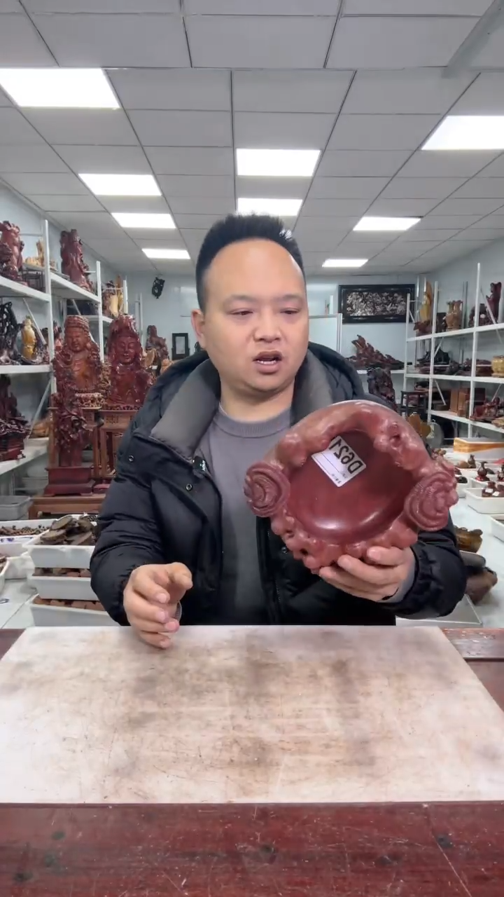 【闪购商品】花梨木类木雕工艺品8888888