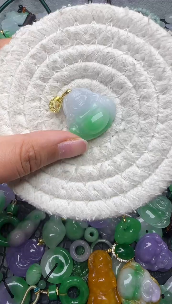 颈饰未镶嵌翡翠缅甸翡翠吊坠