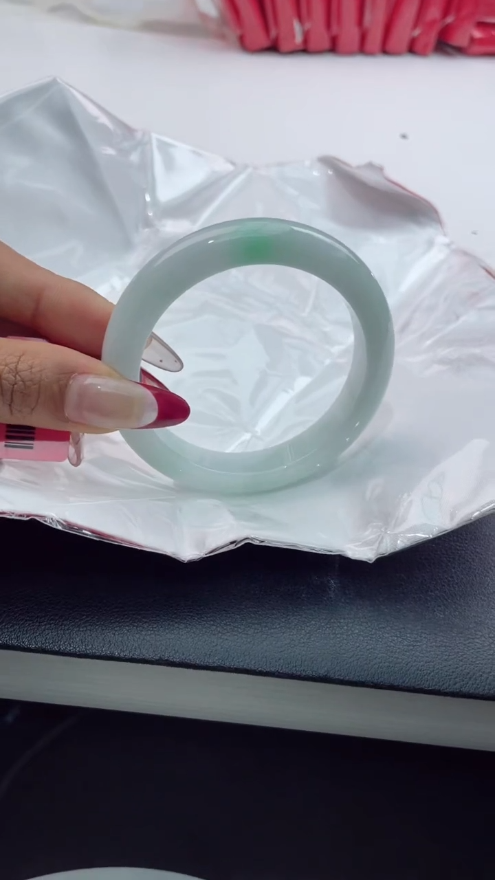 【闪购商品】翡翠手镯未镶嵌6翡翠手镯