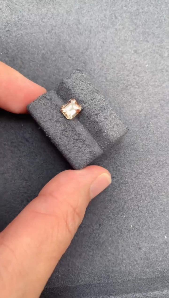 裸石未镶嵌碧玺1.2ct碧玺