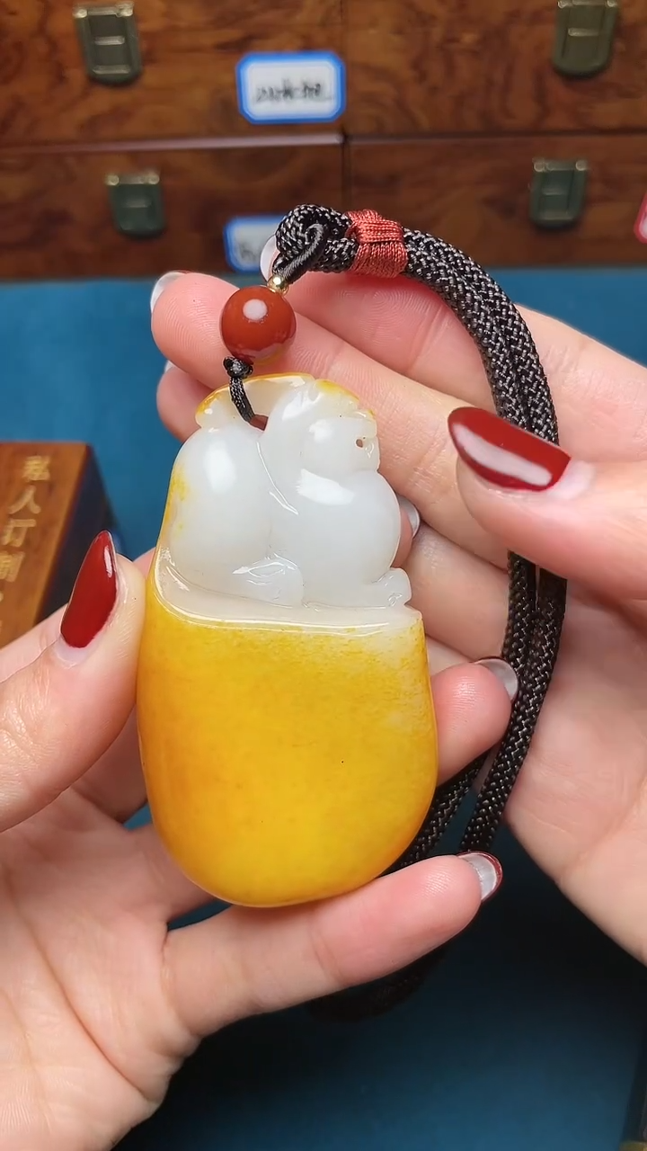 【闪购商品】和田玉把件未镶嵌和田玉