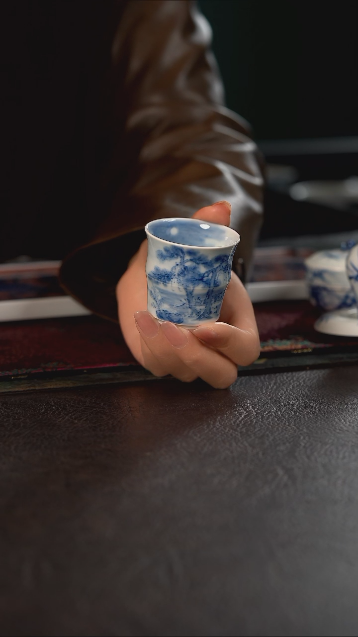 微瑕厚力煊期云山水松间明月 竹节杯 随机