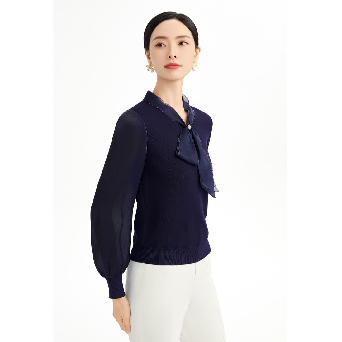 娜尔思小衫气质长袖白色轻奢时尚女士复古职业NZ05198R6