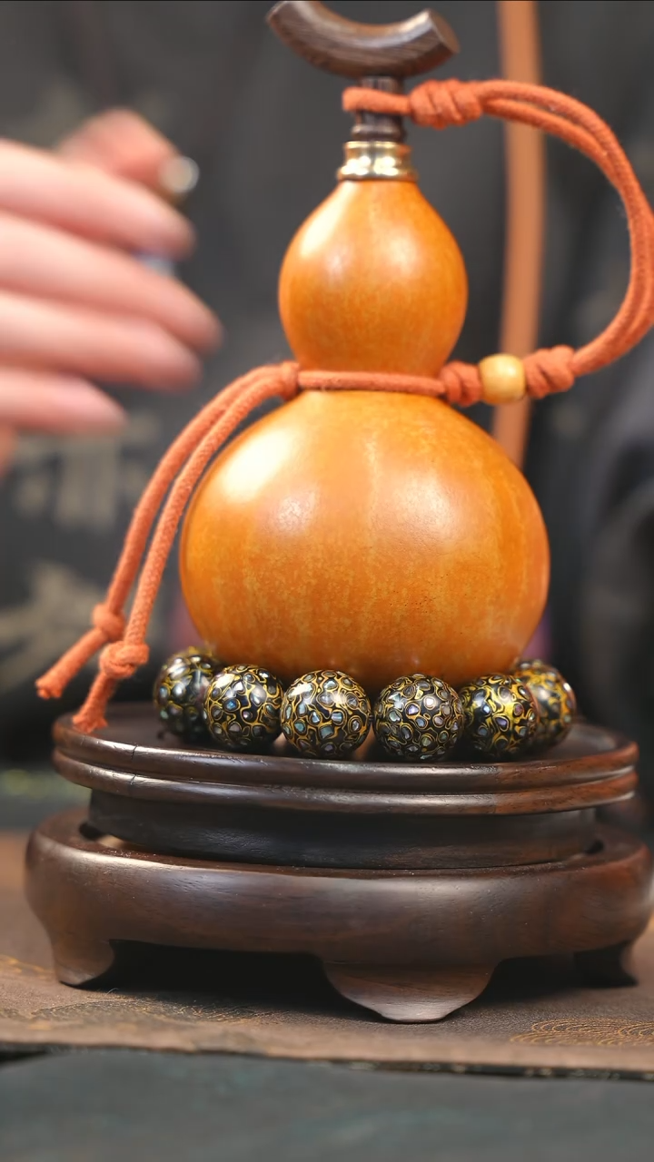 【闪购商品】YL156大漆酒葫芦不包手串及旋转底座