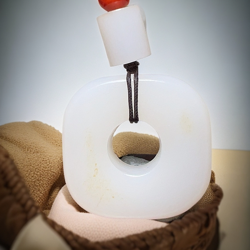 和田玉吊坠(不含链)未镶嵌