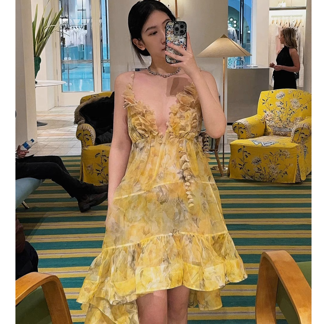 度假风绝美仙女裙~黄玫瑰浪漫仙子3D立体花瓣不对称重工连衣裙