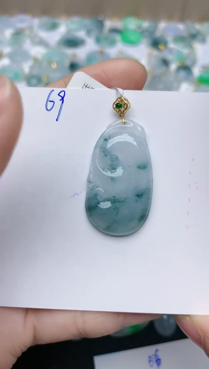 【闪购商品】翡翠颈饰18K金镶嵌天然翡翠A货    69