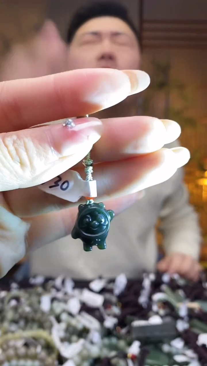 【闪购商品】和田玉颈饰未镶嵌多样性发货，拍一发一