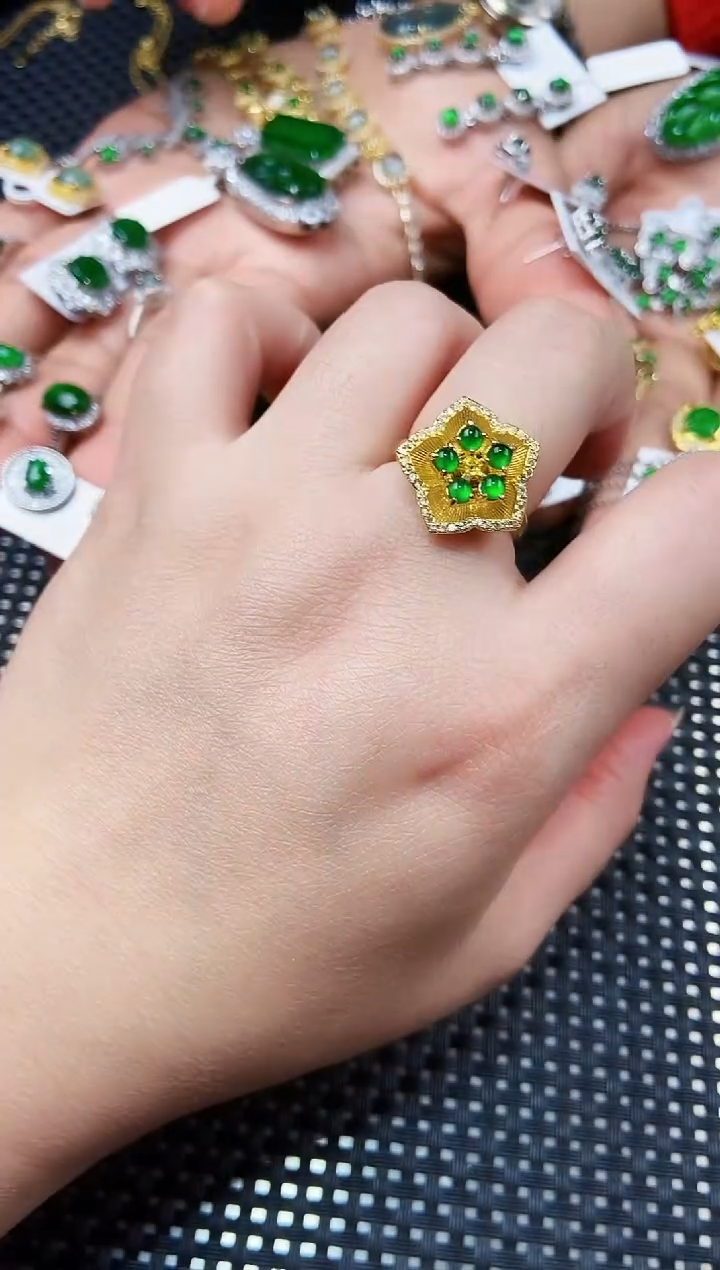 【闪购商品】翡翠戒指未镶嵌111111111