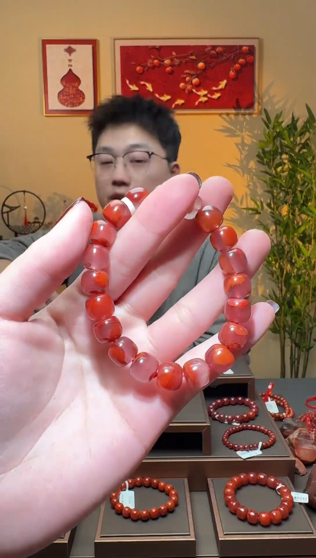 【闪购商品】南红玛瑙手串未镶嵌一条约10mm 多样性发货