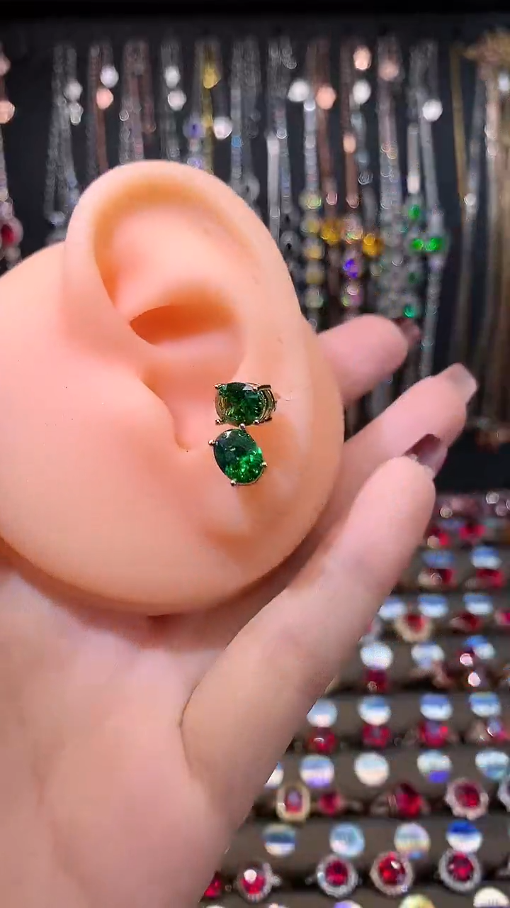 【闪购商品】透辉石耳饰银S925镶嵌玫瑰金