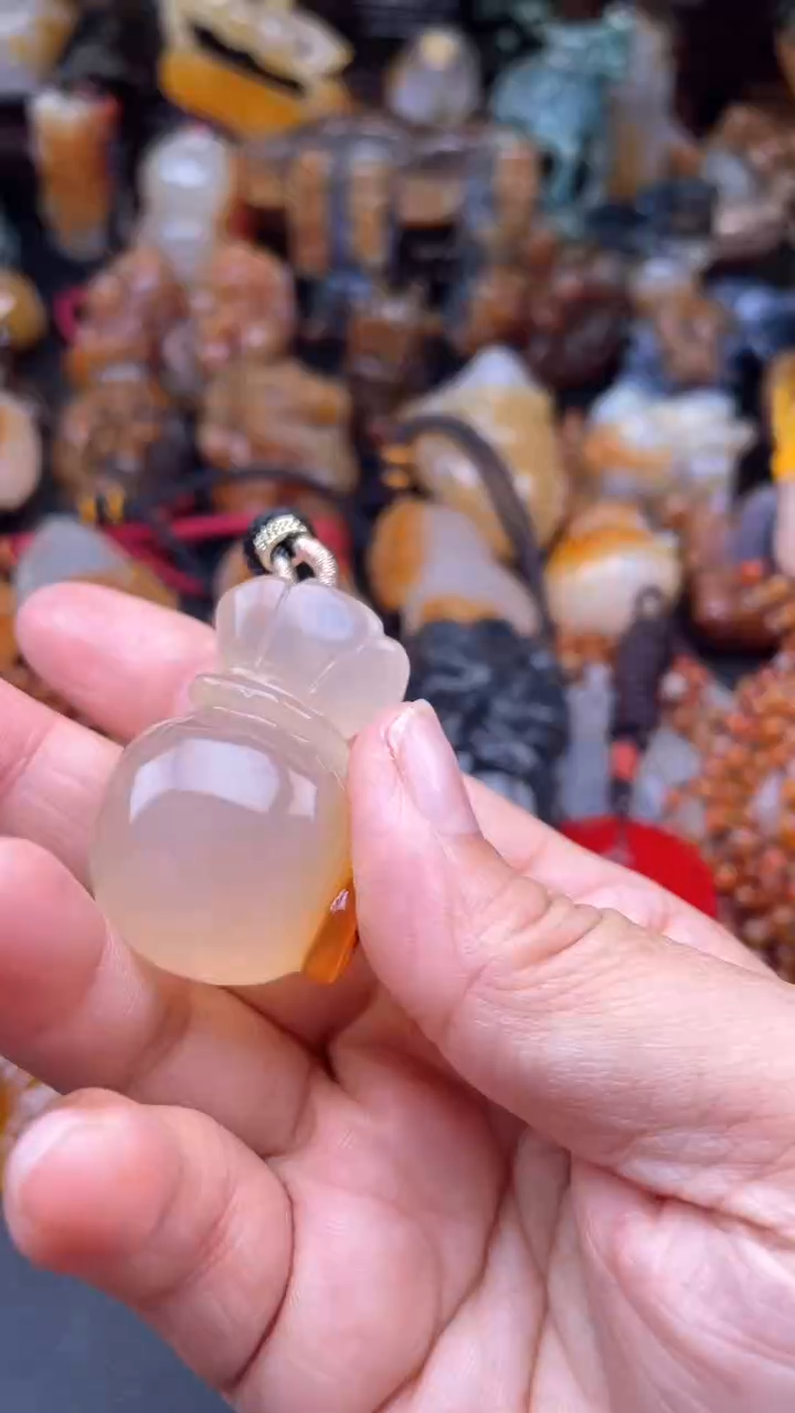 【闪购商品】玛瑙/玉髓未镶嵌颈饰AA