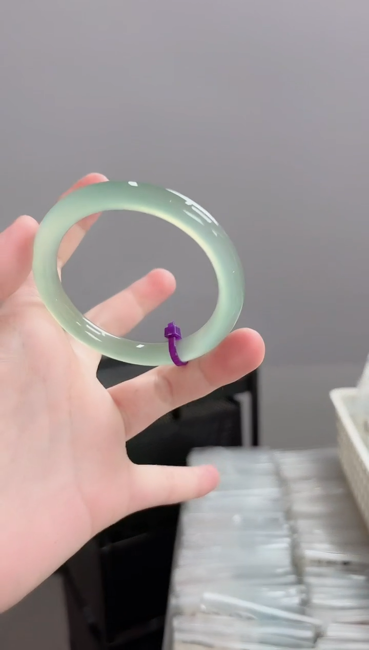 手镯玛瑙/玉髓未镶嵌51圈卡8