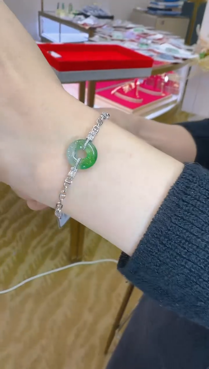 18K金镶嵌手链翡翠多样性团购发一件