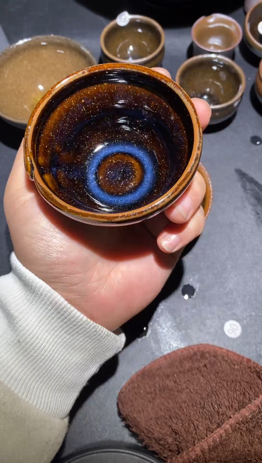 茶盏白***侯           35