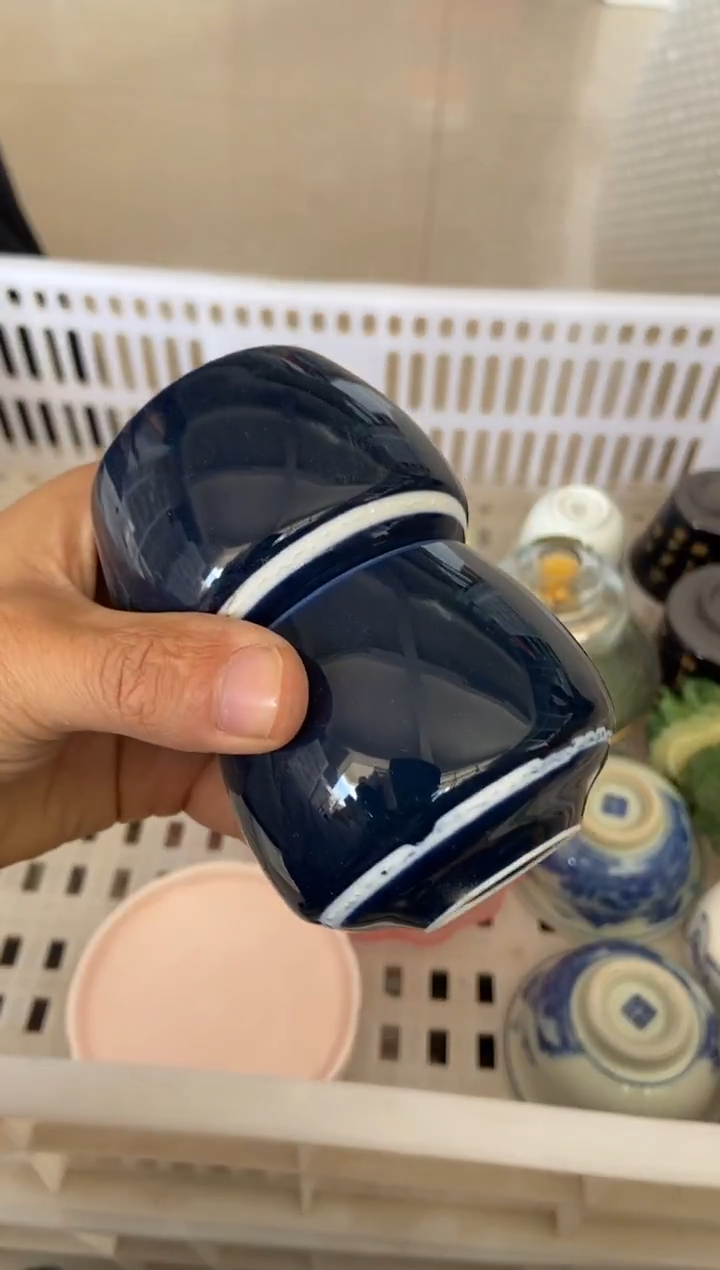 杯无运费险有瑕疵的摄影的产品有使用过的痕迹有点脏介意勿拍