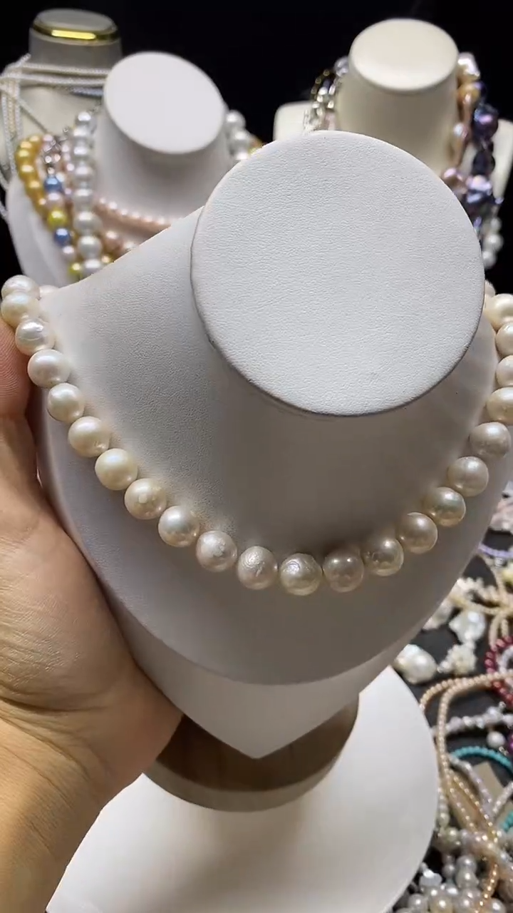 颈饰未镶嵌淡水珍珠多人