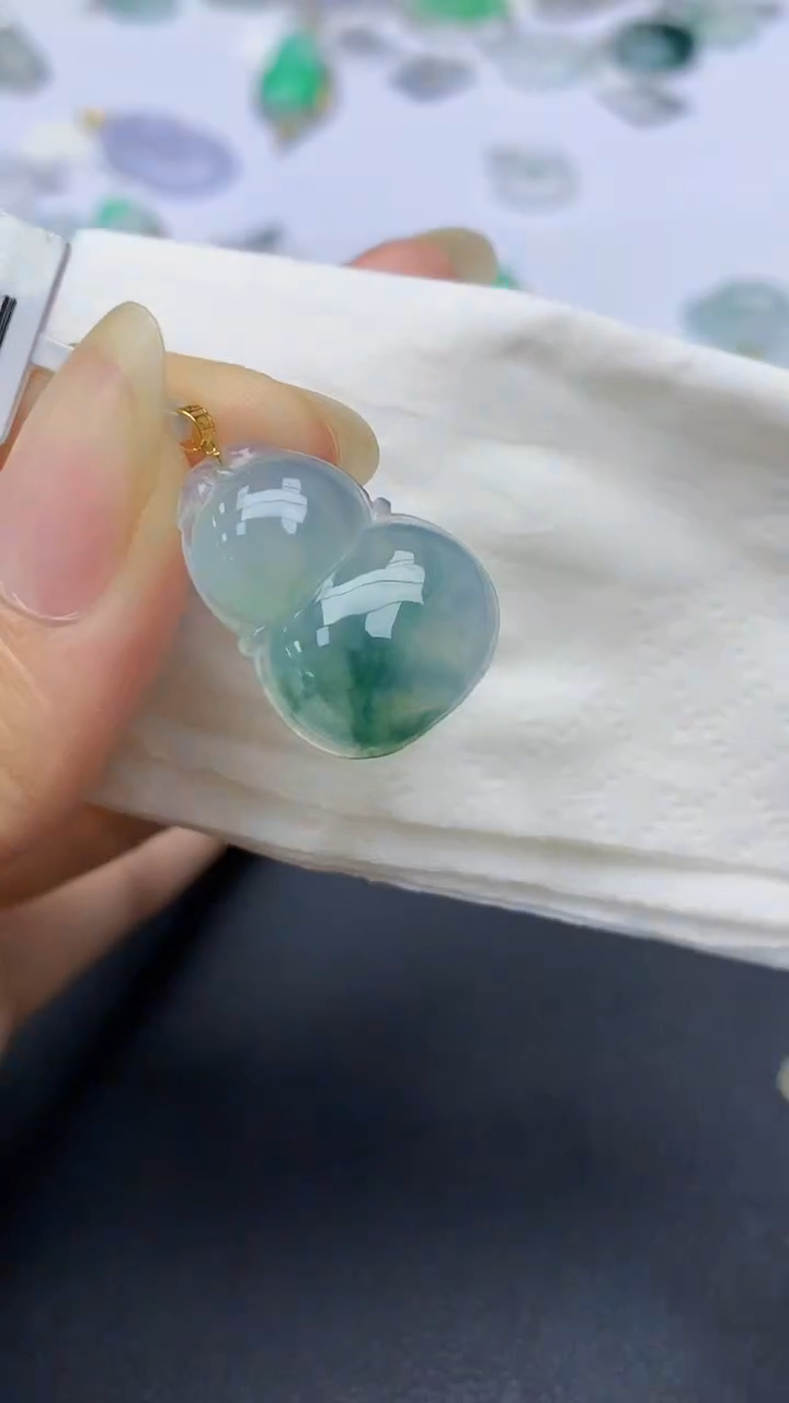 颈饰18K金镶嵌翡翠天然缅甸a货翡翠百元以上9元证书费自理