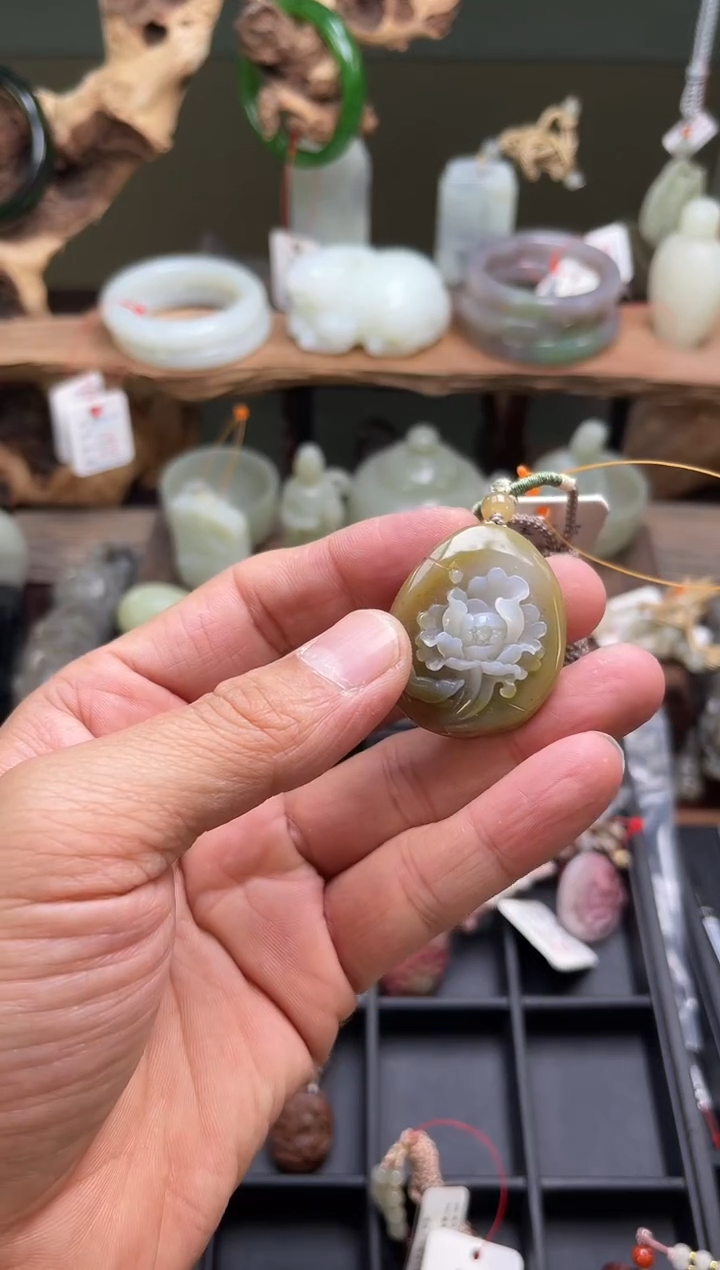 玛瑙/玉髓未镶嵌盐源玛瑙花开富贵盐源玛瑙 花开富贵81091