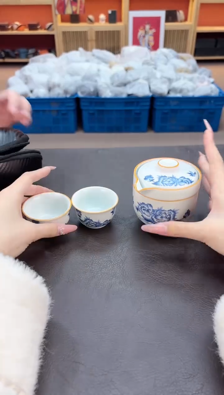 【闪购商品】摆件瓷SC1111111111111