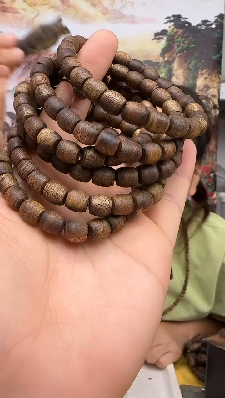 沉香沉香碎屑+G8奇楠白奇虫漏单鼓卡8宠粉多样性发一