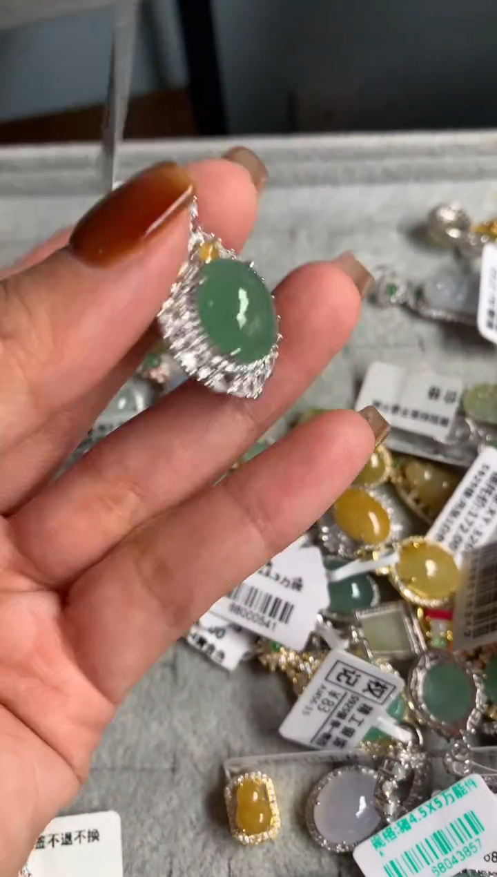 银S925镶嵌戒指翡翠吊坠