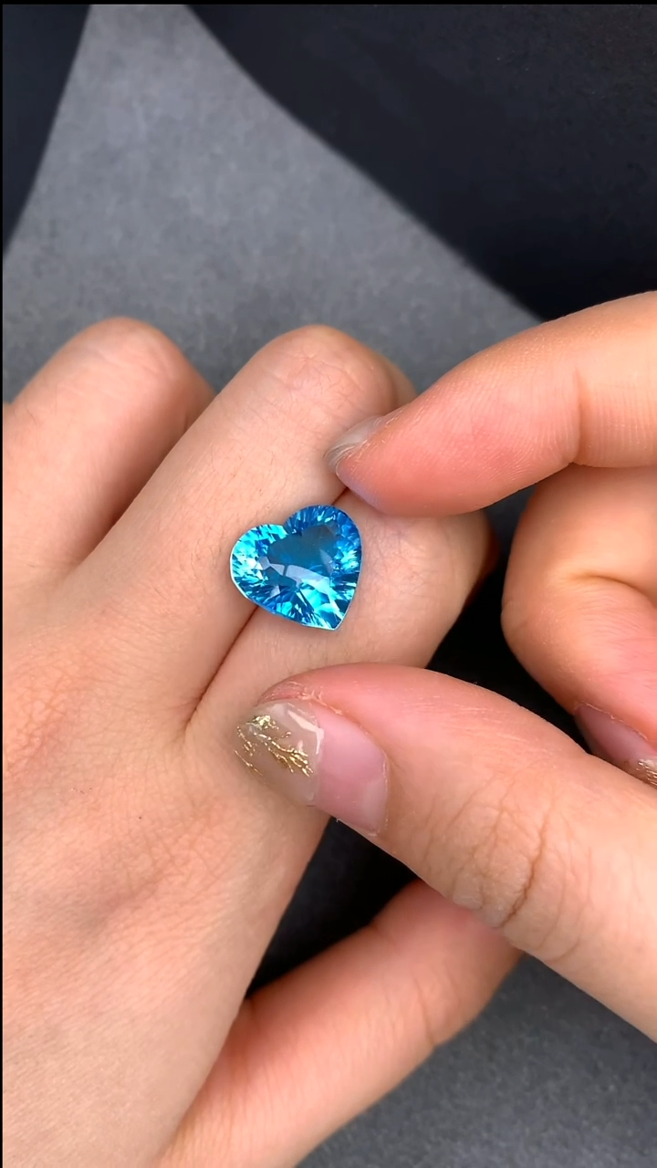 【闪购商品】托帕石裸石未镶嵌9.01克拉