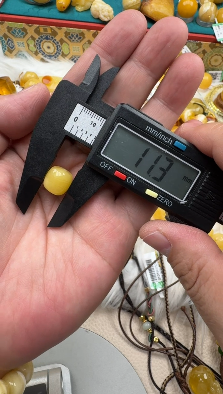 18K金镶嵌南红玛瑙珠宝奇石11+精工高庄老型单珠HZ068