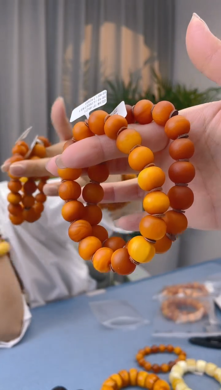 未镶嵌蜜蜡珠宝奇石假一罚十，多样性发一件021.13