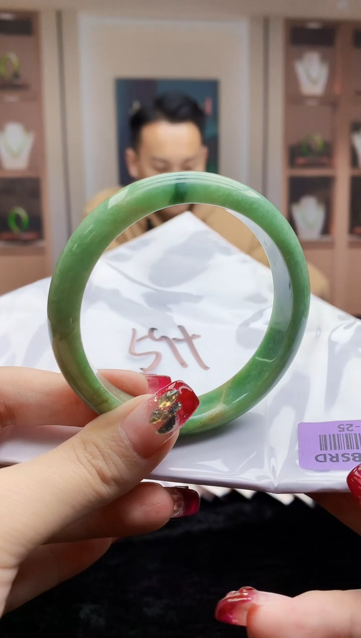 【闪购商品】翡翠手镯未镶嵌     H77-25