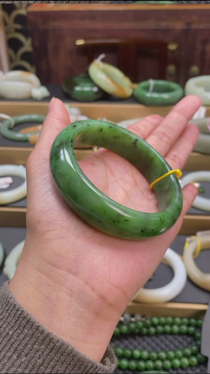 未镶嵌手镯和田玉59.8