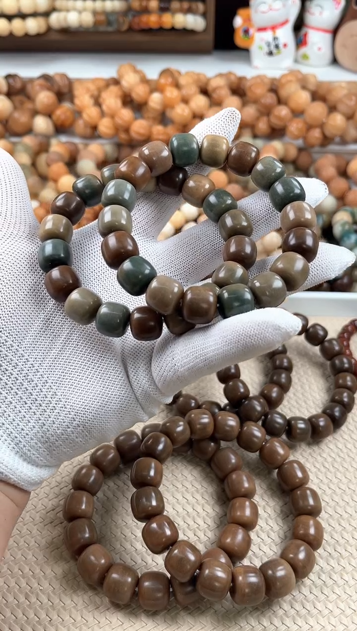 【闪购商品】菩提根/象牙果吊坠d519卡14