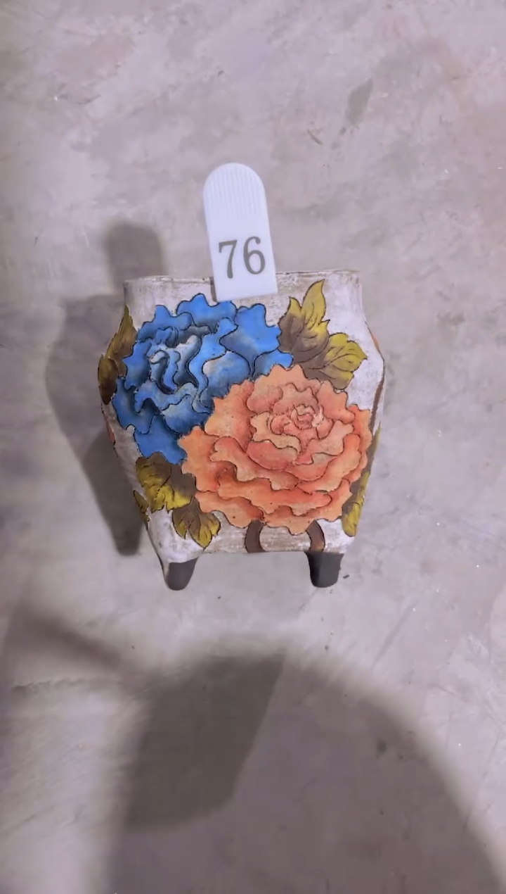 摆件旻*76陶花岛花盆罐—手工痕迹默认，大小会有1-2公分误差