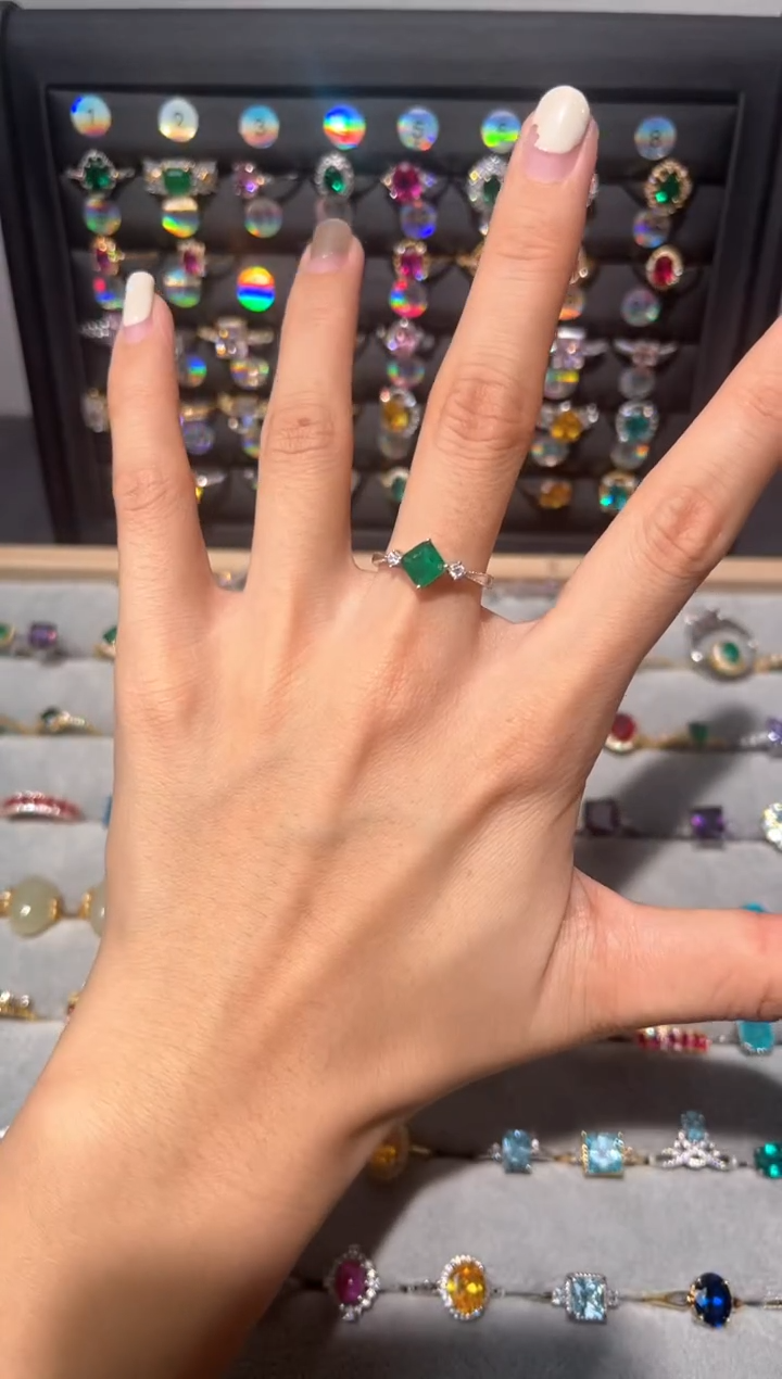 【闪购商品】祖母绿戒指银S925镶嵌0000