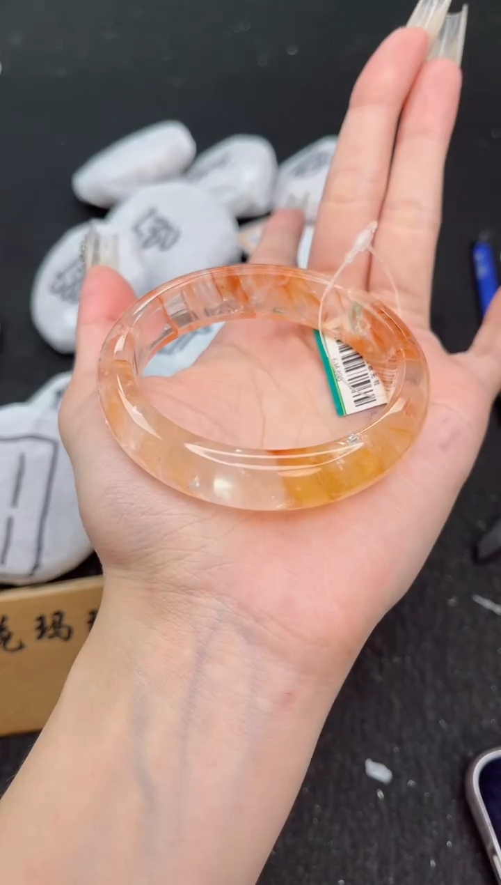 水晶手镯未镶嵌58圈口6J4208