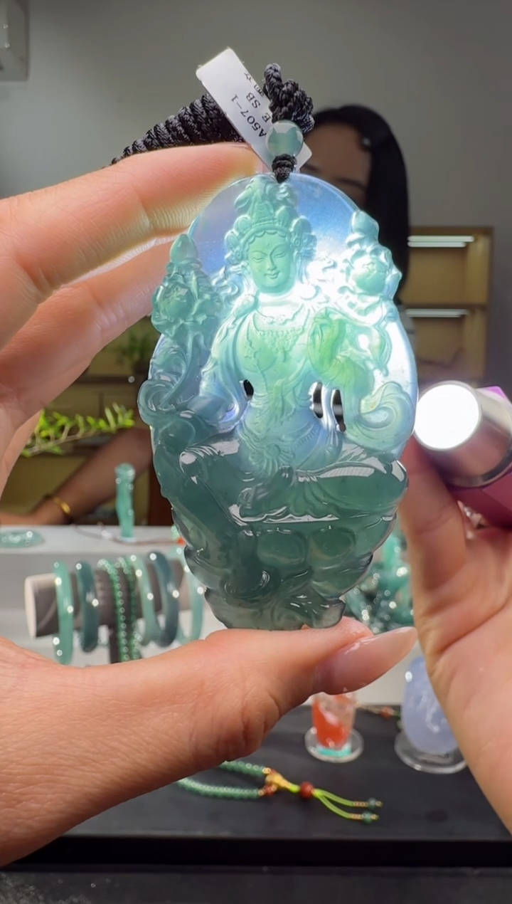 吊坠(不含链)未镶嵌翡翠度母