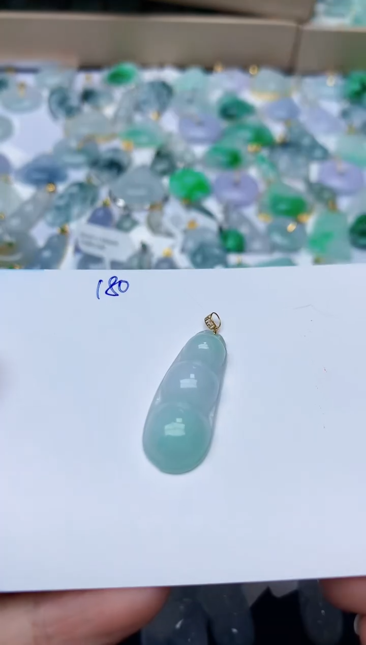 【闪购商品】翡翠颈饰18K金镶嵌天然翡翠A货  180