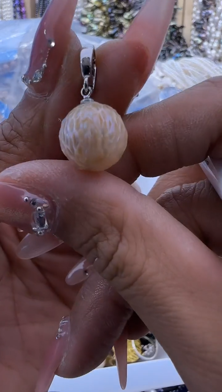 【闪购商品】淡水珍珠吊坠未镶嵌757