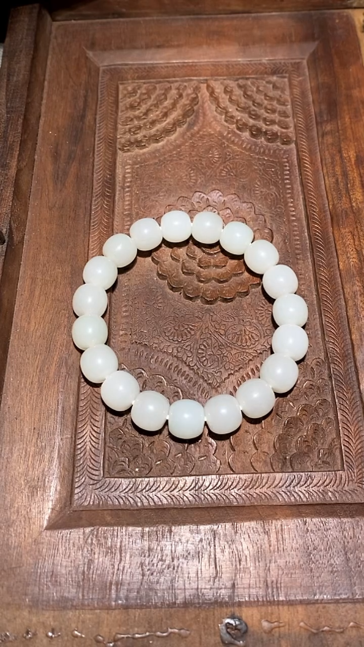 未镶嵌和田玉挂件HLW1107-15