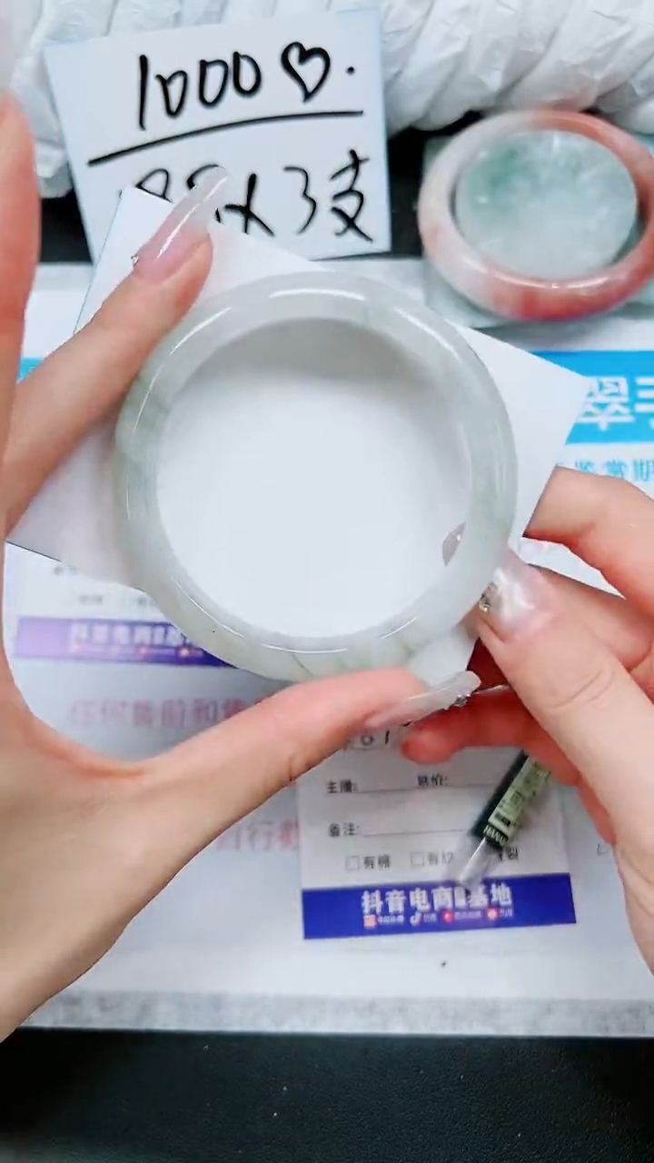 【闪购商品】石英质玉手镯未镶嵌A18-58/59/60