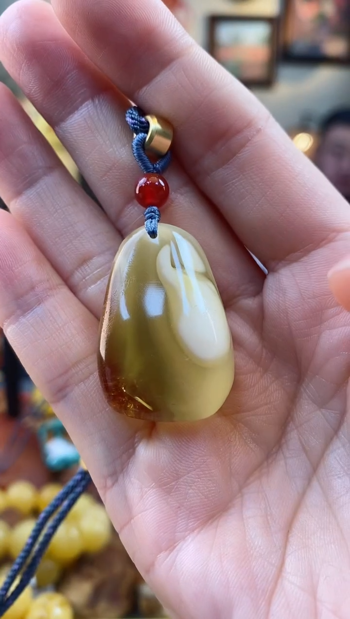 【闪购商品】琥珀颈饰未镶嵌吊坠