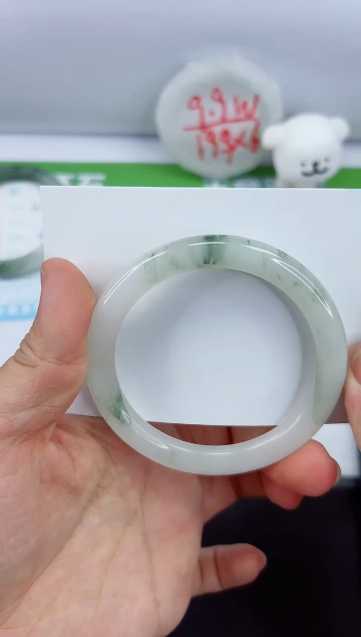 【闪购商品】石英质玉手镯未镶嵌625-57.3