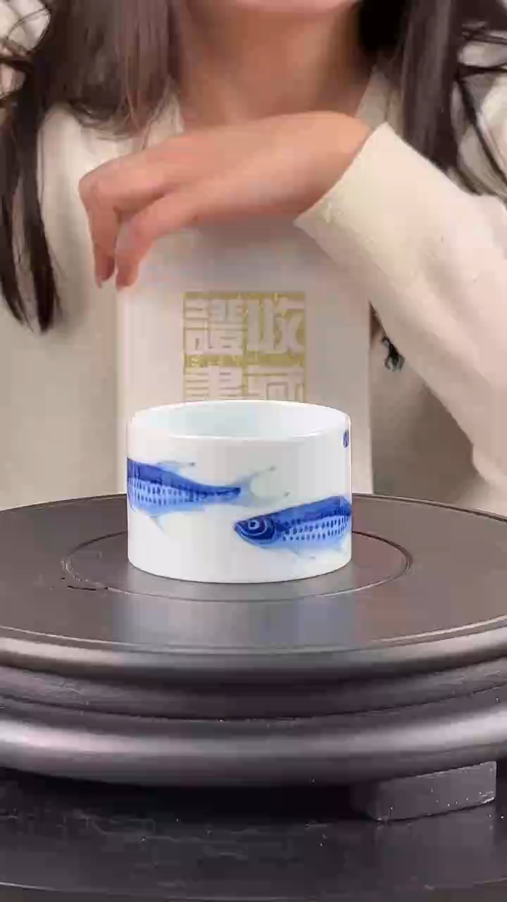 杯子陶瓷何建华青花《鱼》陶瓷单杯
