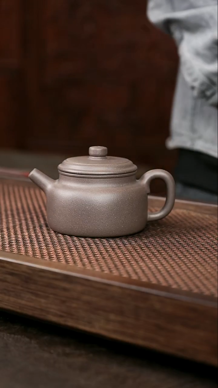 茶壶紫砂青灰泥德钟